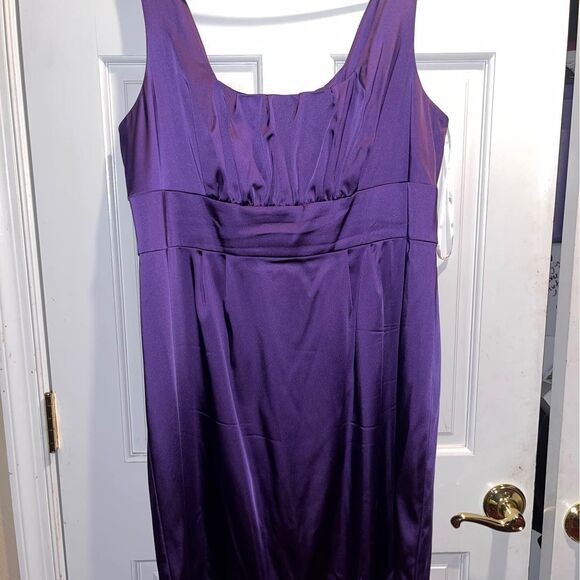Womams plus 16 HOCO HOMECOMING purple formal semi-formal dress prom Calvin Klein - Picture 1 of 4